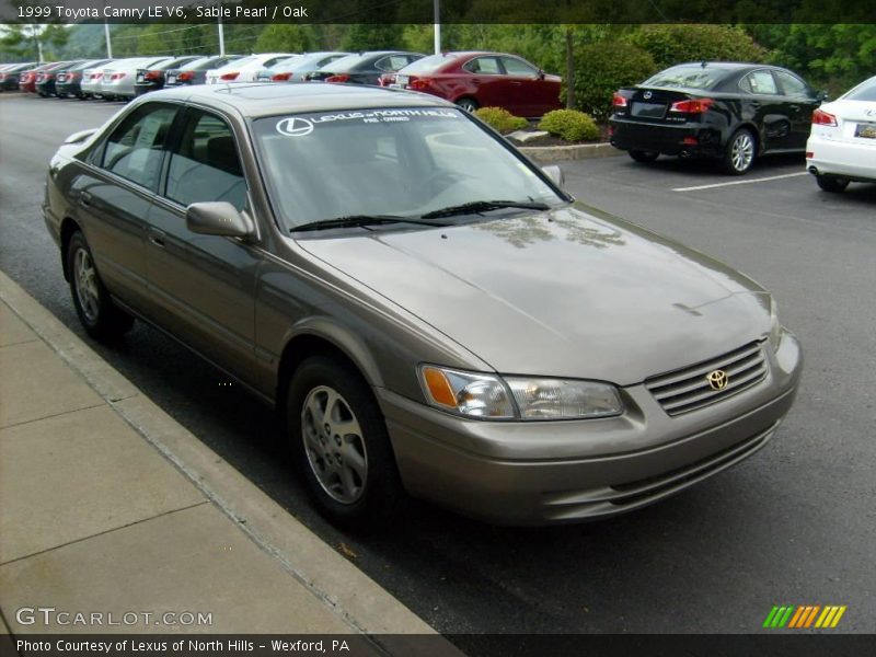 Sable Pearl / Oak 1999 Toyota Camry LE V6