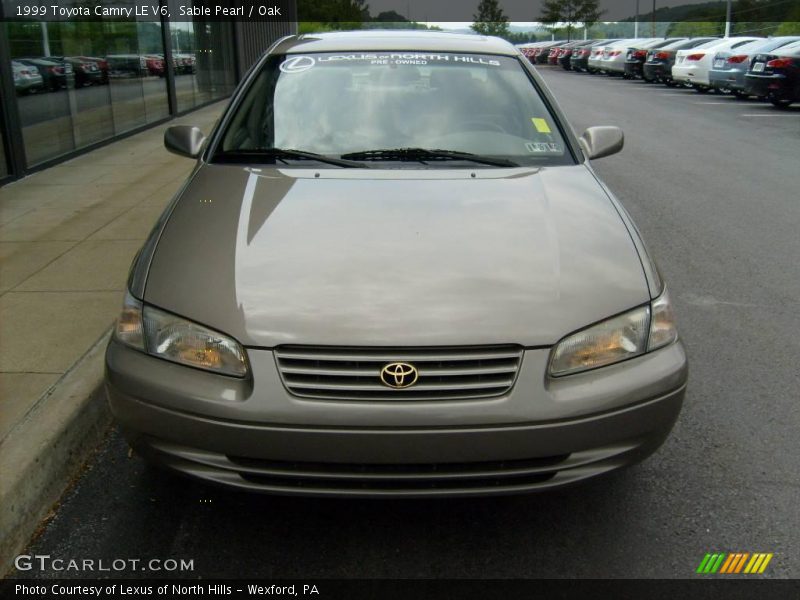 Sable Pearl / Oak 1999 Toyota Camry LE V6