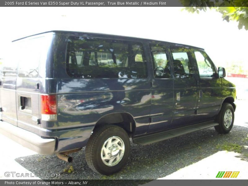 True Blue Metallic / Medium Flint 2005 Ford E Series Van E350 Super Duty XL Passenger