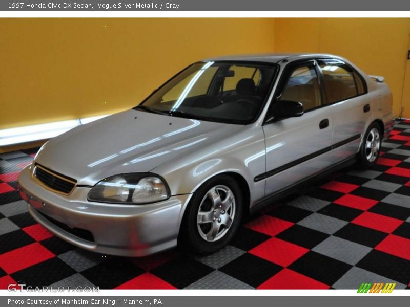 Vogue Silver Metallic / Gray 1997 Honda Civic DX Sedan