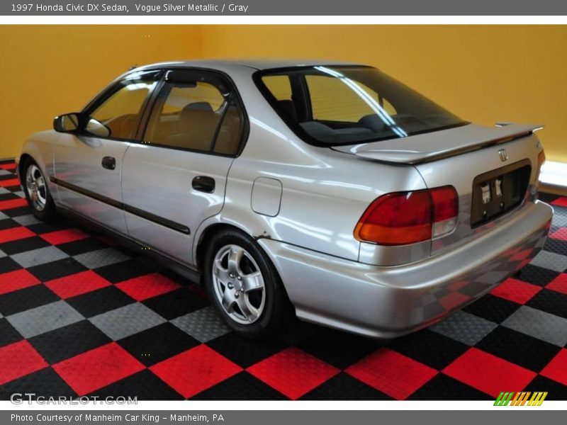 Vogue Silver Metallic / Gray 1997 Honda Civic DX Sedan