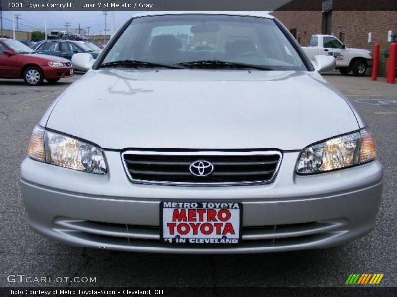 Lunar Mist Metallic / Gray 2001 Toyota Camry LE