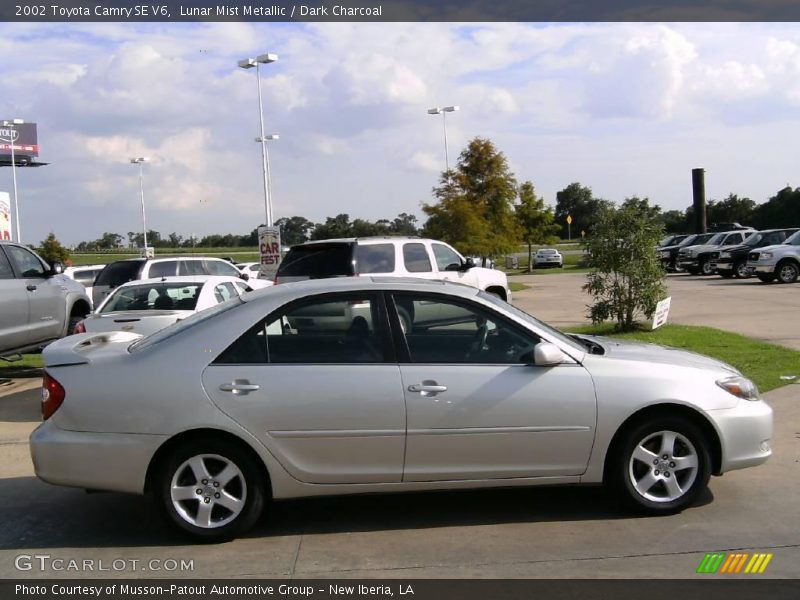 Lunar Mist Metallic / Dark Charcoal 2002 Toyota Camry SE V6