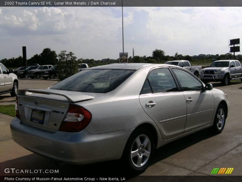 Lunar Mist Metallic / Dark Charcoal 2002 Toyota Camry SE V6
