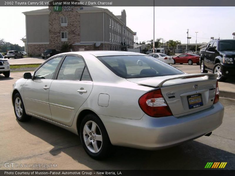 Lunar Mist Metallic / Dark Charcoal 2002 Toyota Camry SE V6