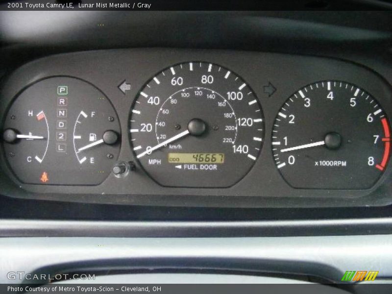 Lunar Mist Metallic / Gray 2001 Toyota Camry LE