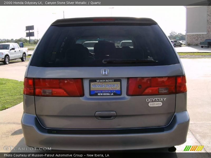 Canyon Stone Silver Metallic / Quartz 2000 Honda Odyssey LX