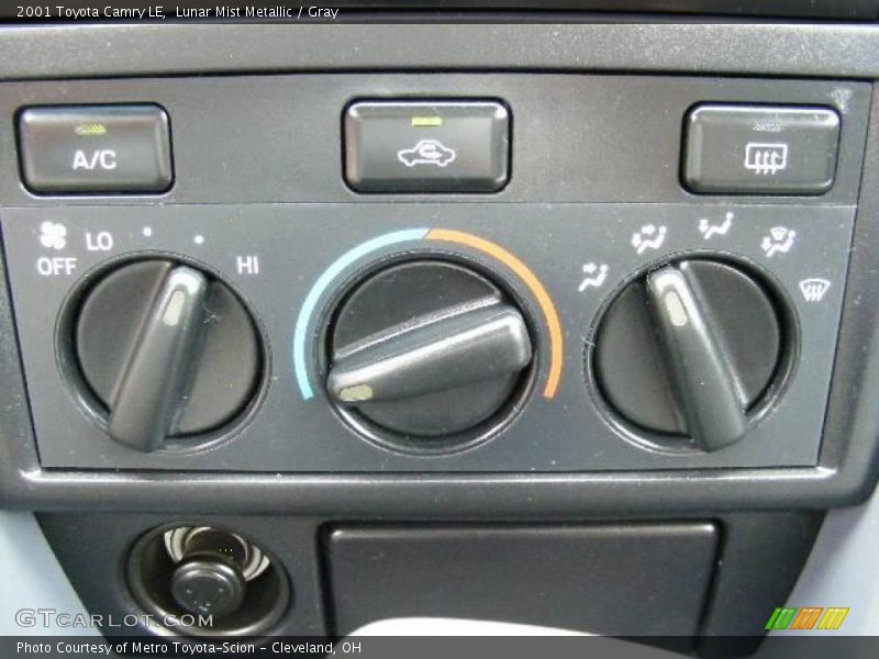 Lunar Mist Metallic / Gray 2001 Toyota Camry LE