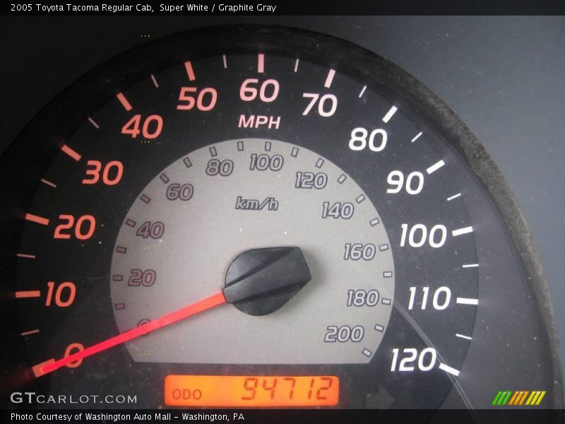 Super White / Graphite Gray 2005 Toyota Tacoma Regular Cab
