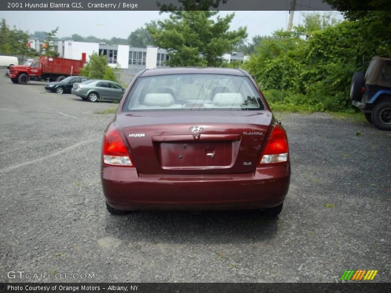 Cranberry / Beige 2001 Hyundai Elantra GLS