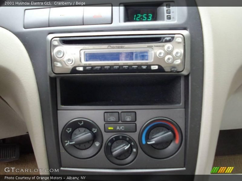Cranberry / Beige 2001 Hyundai Elantra GLS