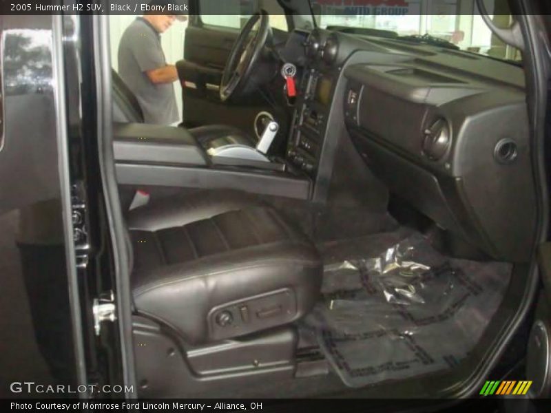 Black / Ebony Black 2005 Hummer H2 SUV