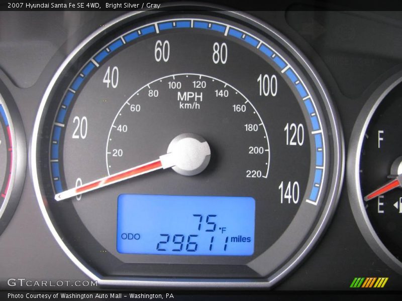 Bright Silver / Gray 2007 Hyundai Santa Fe SE 4WD