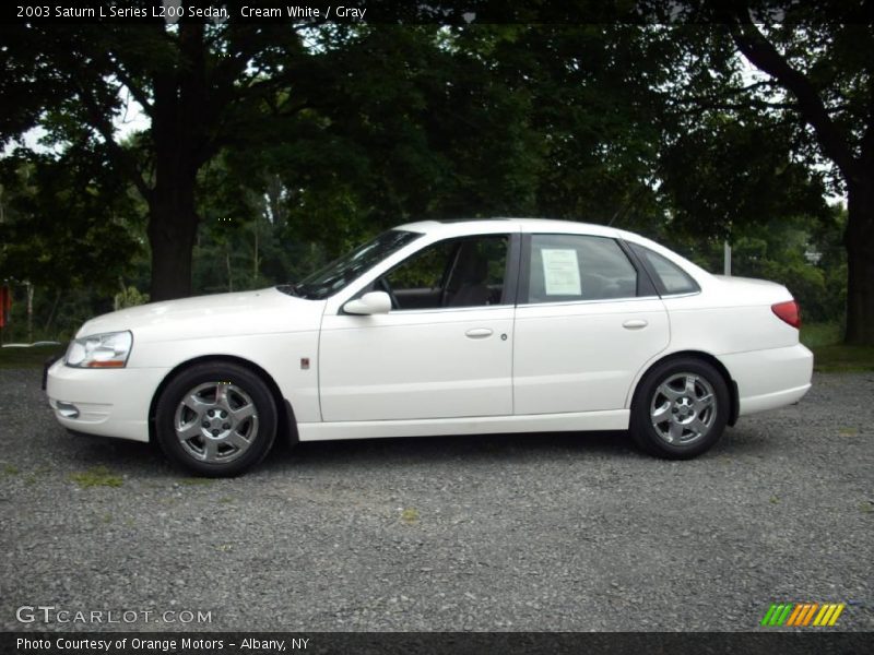 Cream White / Gray 2003 Saturn L Series L200 Sedan