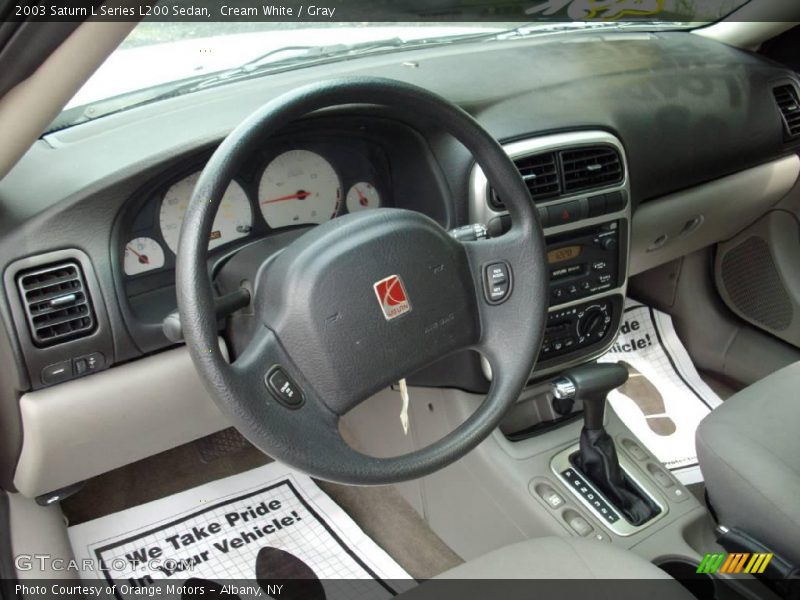 Cream White / Gray 2003 Saturn L Series L200 Sedan