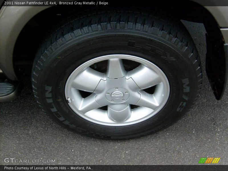 Bronzed Gray Metallic / Beige 2001 Nissan Pathfinder LE 4x4