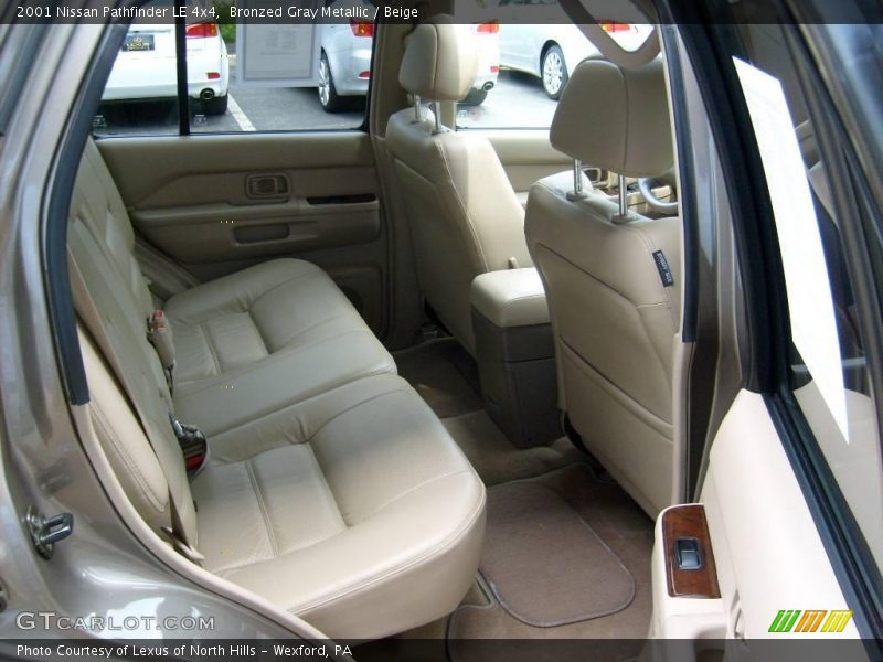 Bronzed Gray Metallic / Beige 2001 Nissan Pathfinder LE 4x4