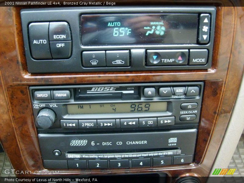 Bronzed Gray Metallic / Beige 2001 Nissan Pathfinder LE 4x4