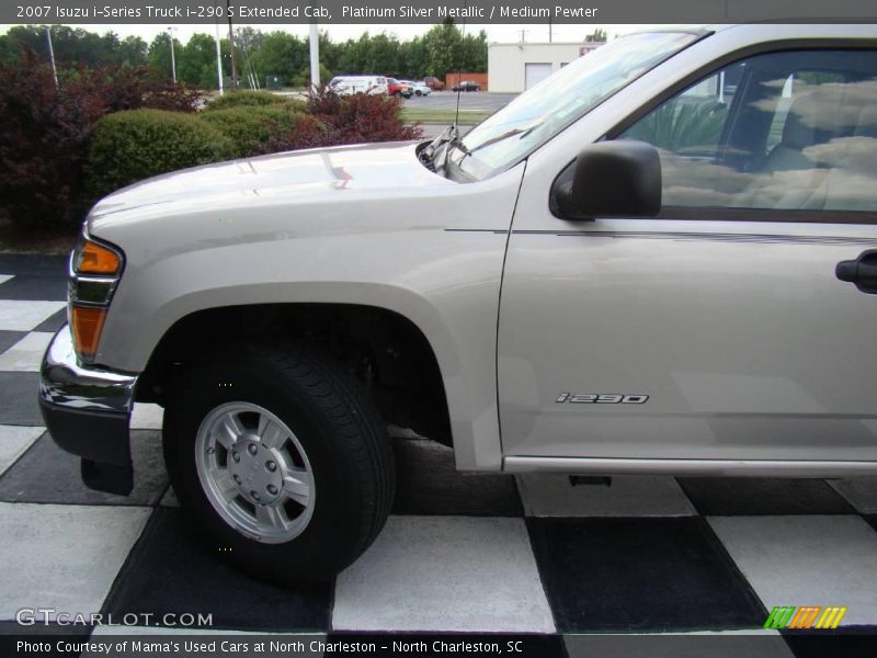 Platinum Silver Metallic / Medium Pewter 2007 Isuzu i-Series Truck i-290 S Extended Cab