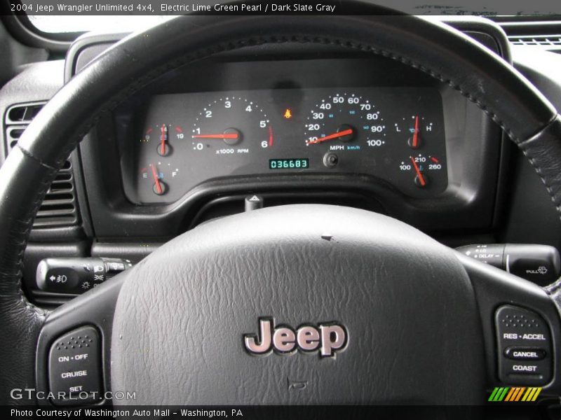 Electric Lime Green Pearl / Dark Slate Gray 2004 Jeep Wrangler Unlimited 4x4