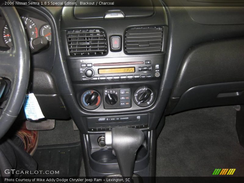 Blackout / Charcoal 2006 Nissan Sentra 1.8 S Special Edition