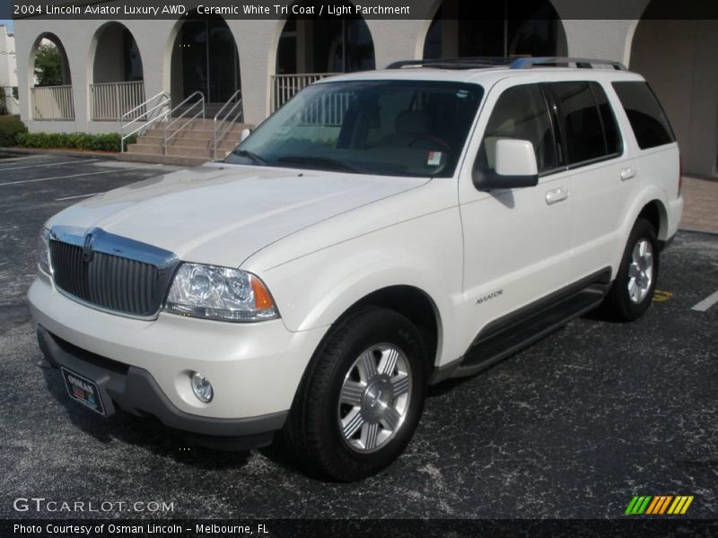 Ceramic White Tri Coat / Light Parchment 2004 Lincoln Aviator Luxury AWD