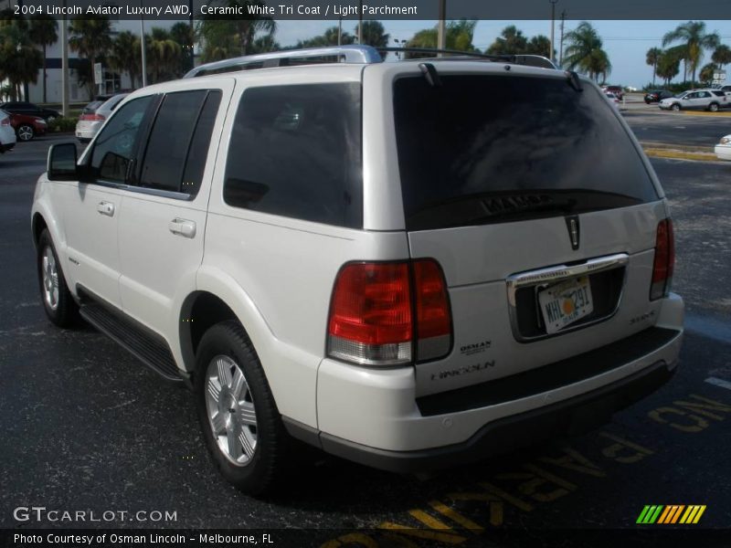 Ceramic White Tri Coat / Light Parchment 2004 Lincoln Aviator Luxury AWD