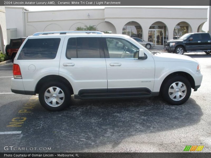 Ceramic White Tri Coat / Light Parchment 2004 Lincoln Aviator Luxury AWD