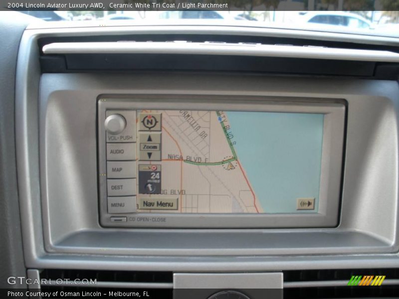Ceramic White Tri Coat / Light Parchment 2004 Lincoln Aviator Luxury AWD