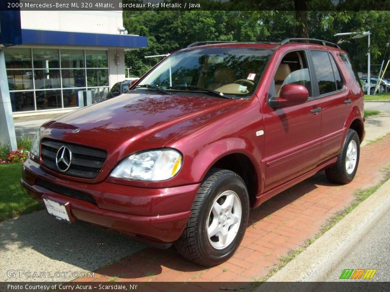 Bordeaux Red Metallic / Java 2000 Mercedes-Benz ML 320 4Matic