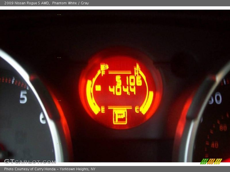 Phantom White / Gray 2009 Nissan Rogue S AWD