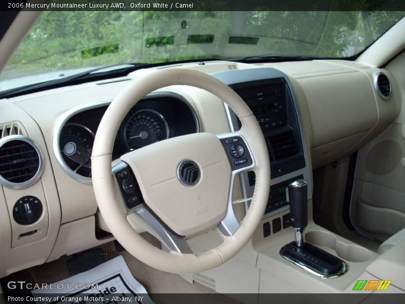 Oxford White / Camel 2006 Mercury Mountaineer Luxury AWD