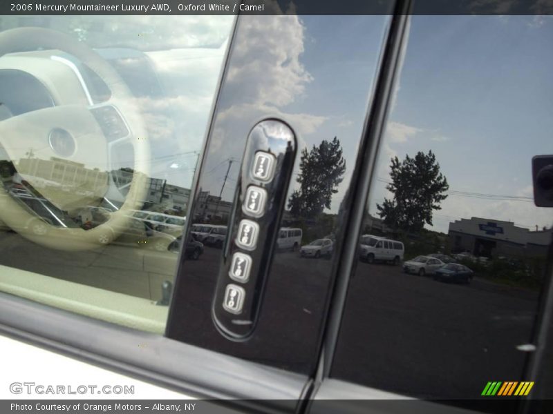 Oxford White / Camel 2006 Mercury Mountaineer Luxury AWD