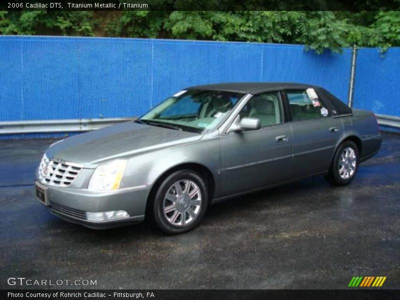 Titanium Metallic / Titanium 2006 Cadillac DTS