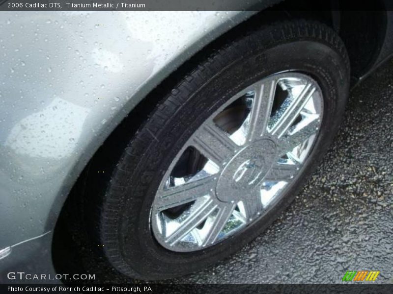 Titanium Metallic / Titanium 2006 Cadillac DTS