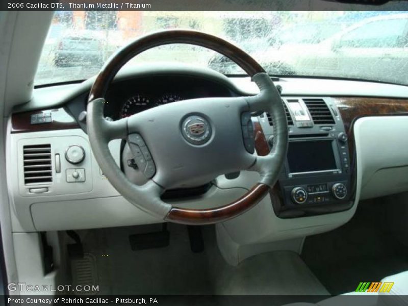 Titanium Metallic / Titanium 2006 Cadillac DTS