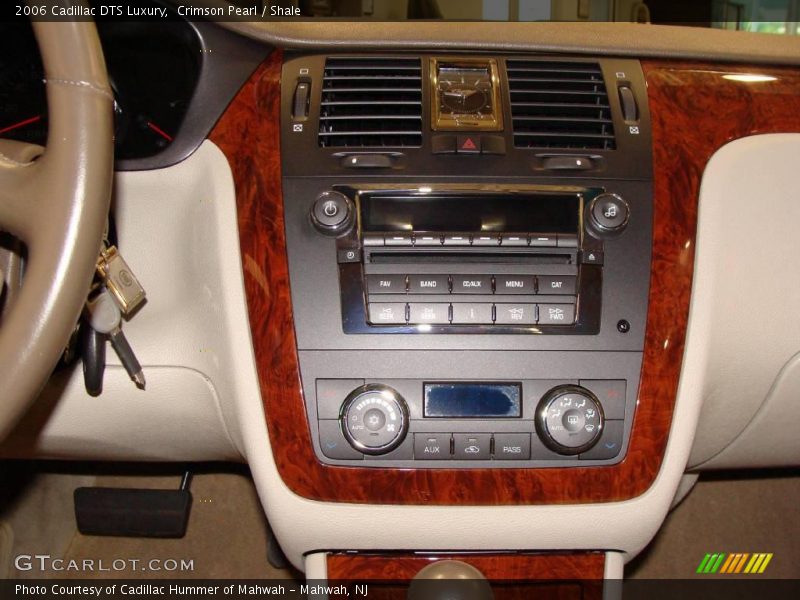 Crimson Pearl / Shale 2006 Cadillac DTS Luxury