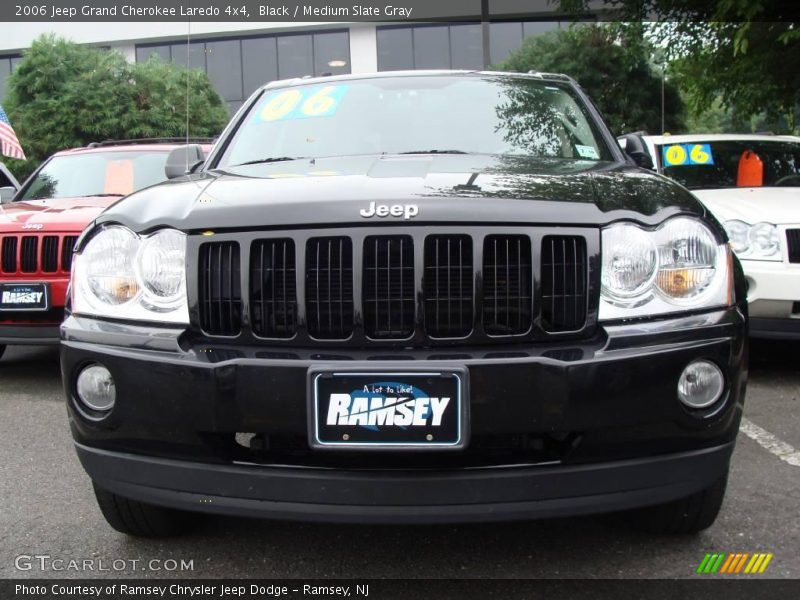 Black / Medium Slate Gray 2006 Jeep Grand Cherokee Laredo 4x4