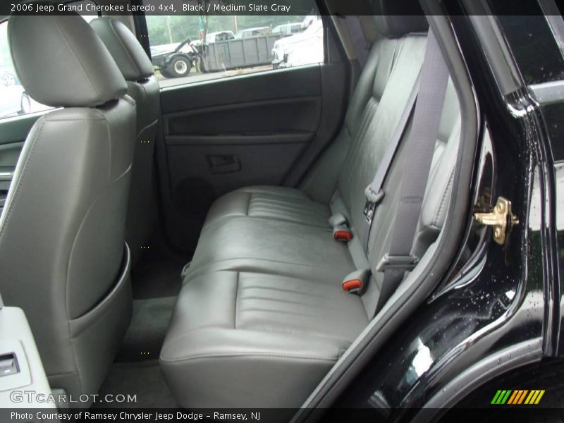 Black / Medium Slate Gray 2006 Jeep Grand Cherokee Laredo 4x4