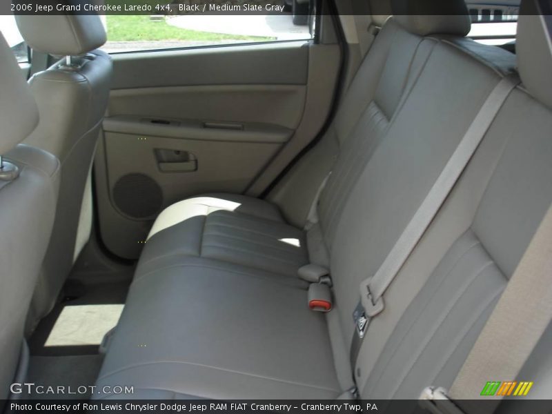 Black / Medium Slate Gray 2006 Jeep Grand Cherokee Laredo 4x4