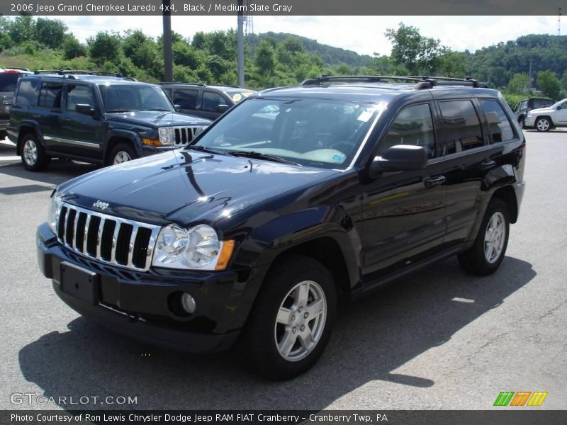 Black / Medium Slate Gray 2006 Jeep Grand Cherokee Laredo 4x4