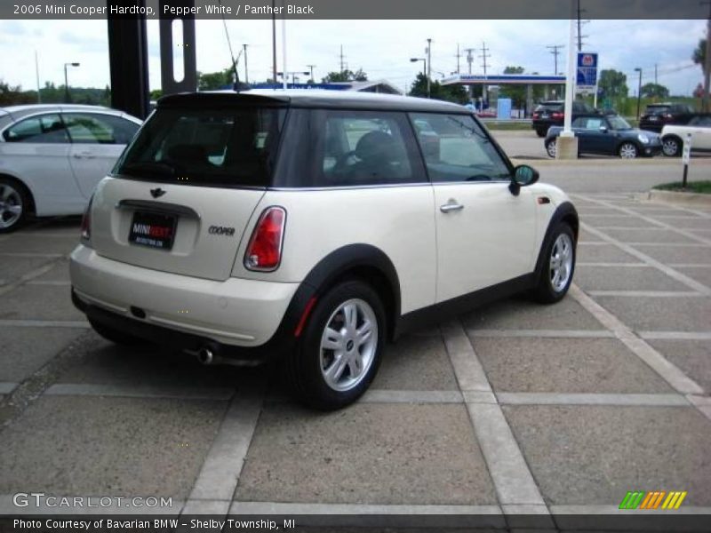 Pepper White / Panther Black 2006 Mini Cooper Hardtop