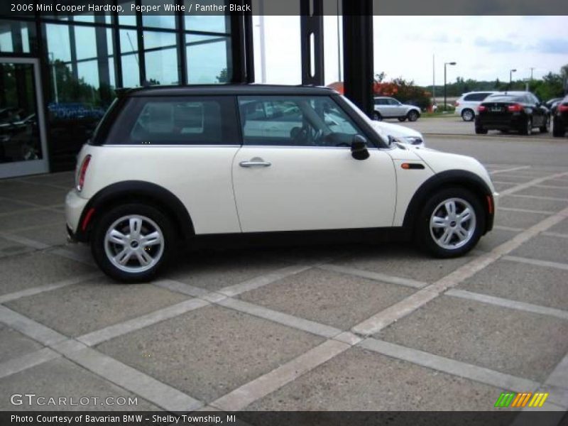 Pepper White / Panther Black 2006 Mini Cooper Hardtop
