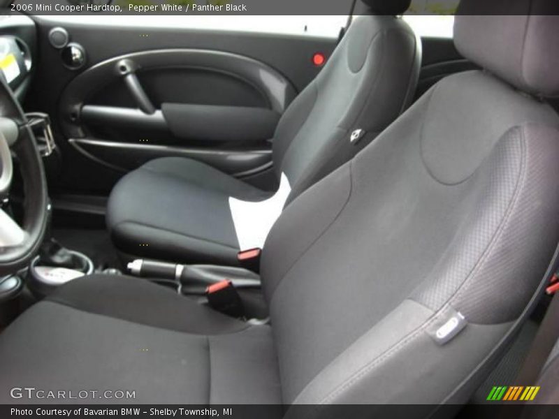 Pepper White / Panther Black 2006 Mini Cooper Hardtop