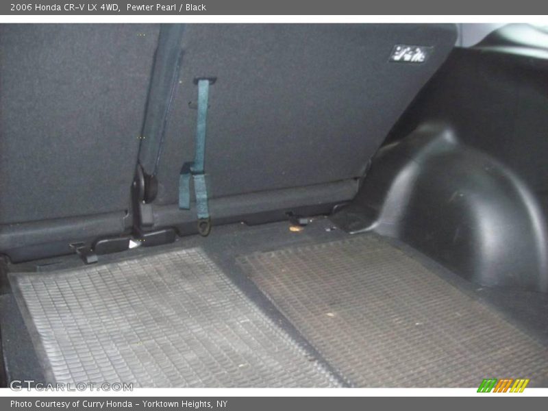 Pewter Pearl / Black 2006 Honda CR-V LX 4WD