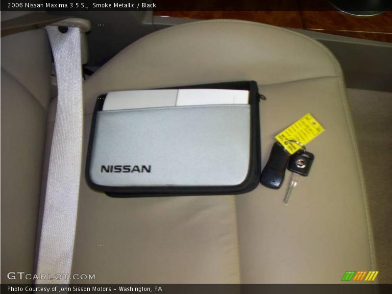 Smoke Metallic / Black 2006 Nissan Maxima 3.5 SL