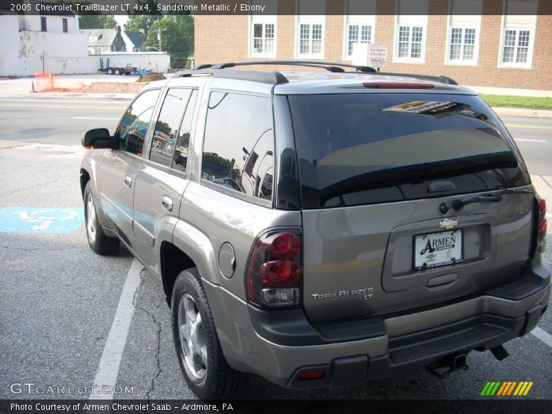 Sandstone Metallic / Ebony 2005 Chevrolet TrailBlazer LT 4x4