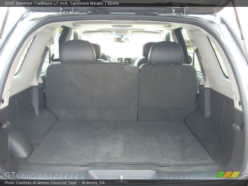 Sandstone Metallic / Ebony 2005 Chevrolet TrailBlazer LT 4x4