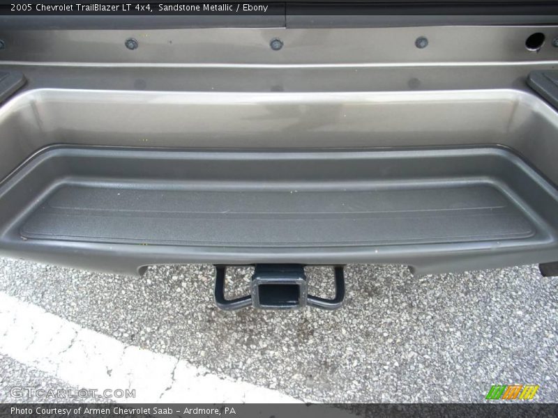 Sandstone Metallic / Ebony 2005 Chevrolet TrailBlazer LT 4x4