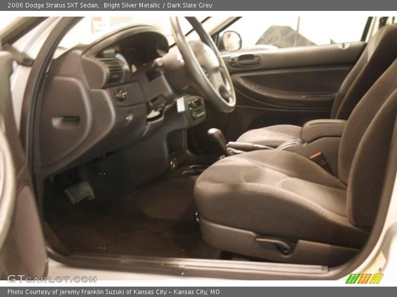 Bright Silver Metallic / Dark Slate Grey 2006 Dodge Stratus SXT Sedan